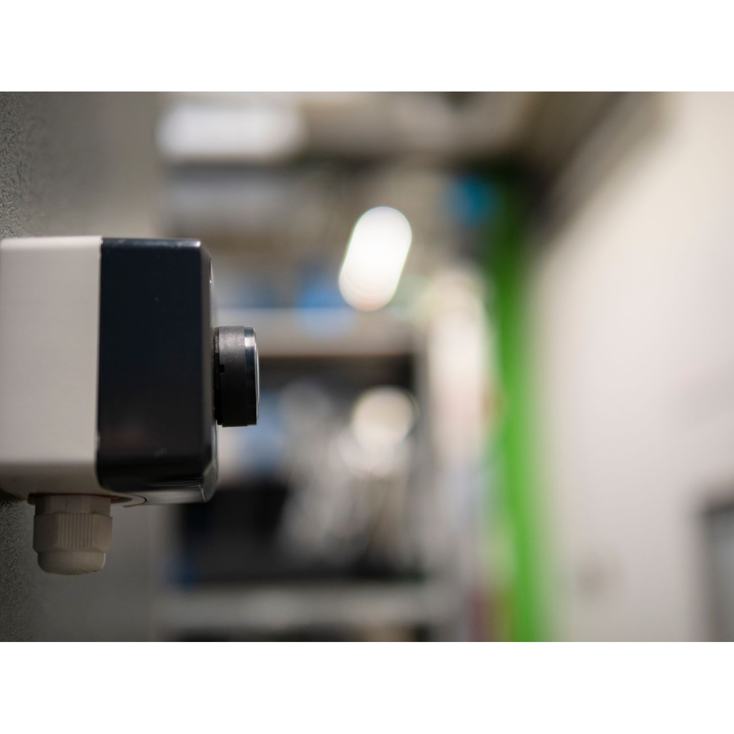 Picture of Control station, Harmony XALD XALK, plastic, dark grey lid, 1 red pilot light, 1 green flush, 1 red flush push buttons Ø22