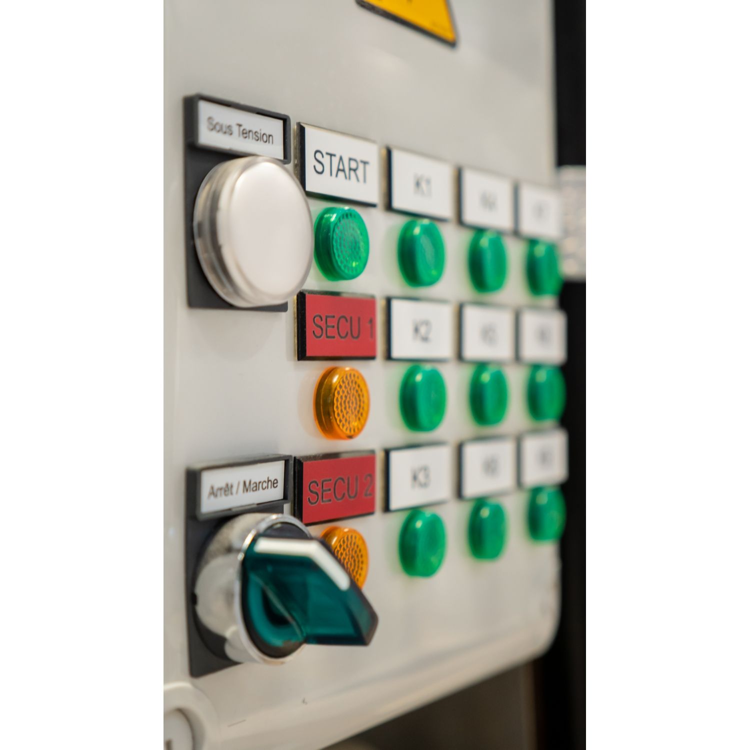 Picture of Pilot light, Harmony XVL, plastic, red, 12mm, covered LED, 12V DC