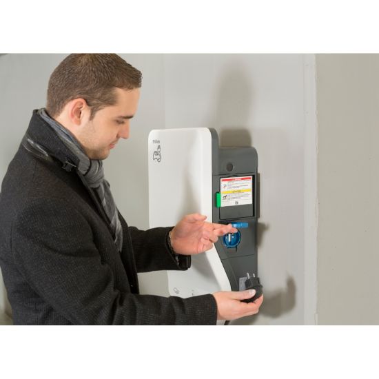 Picture of Smart Wallbox, EVlink Smart Wallbox, 7.4/22 kW, T2S, RFID