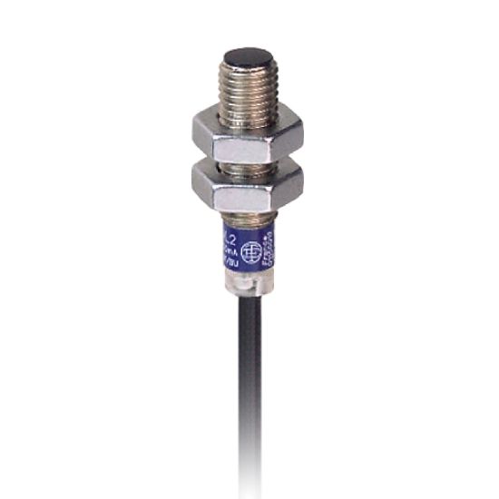 Picture of inductive sensor XS6 M8 - L51mm - stainless - Sn2.5mm - 12..24VDC - cable 10m