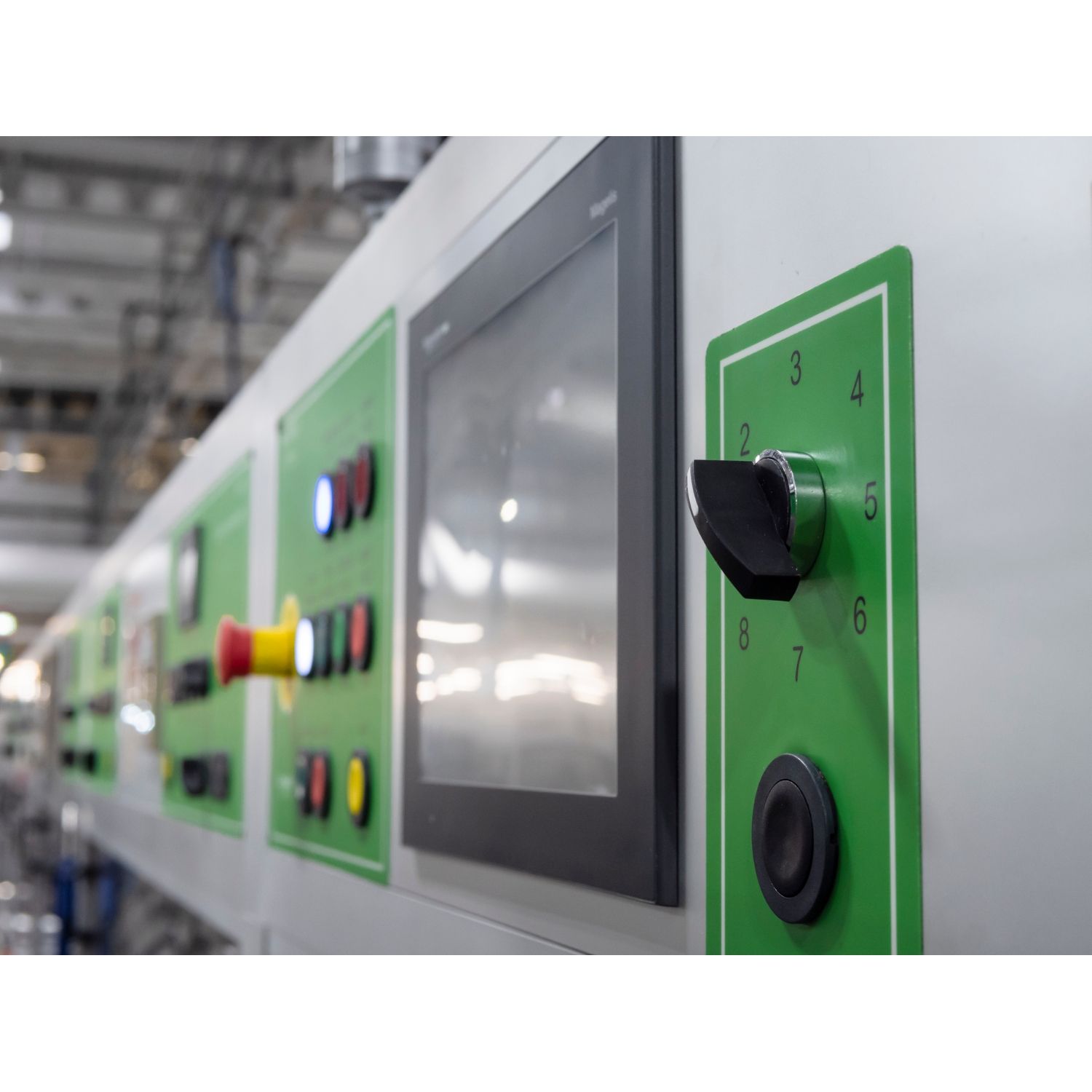 Picture of Head for selector switch, Harmony XB4, metal, black, 22mm, long handle, 3 positions, spring return to center