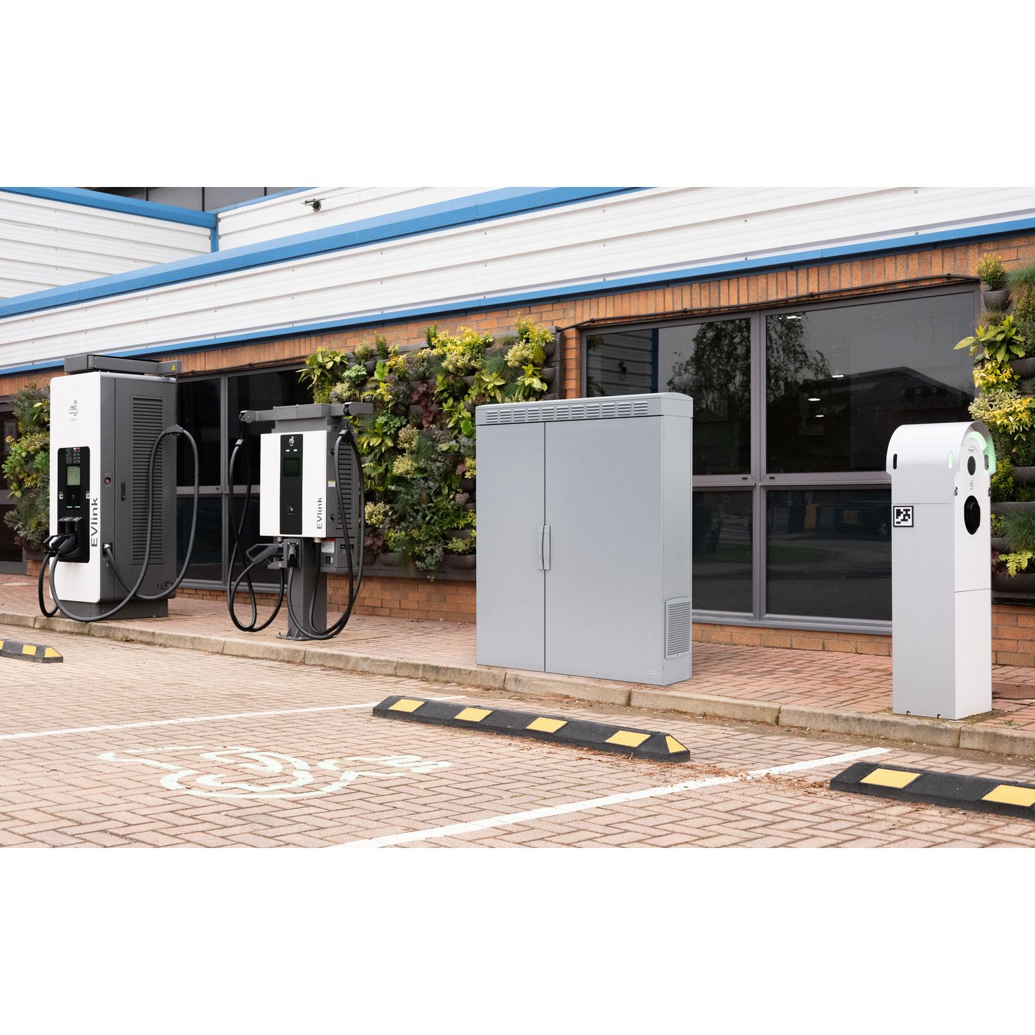 Picture of ClimaSys forced vent, ClimaSys, IP54, 560m3/h, 230V, with outlet grille and filter G2