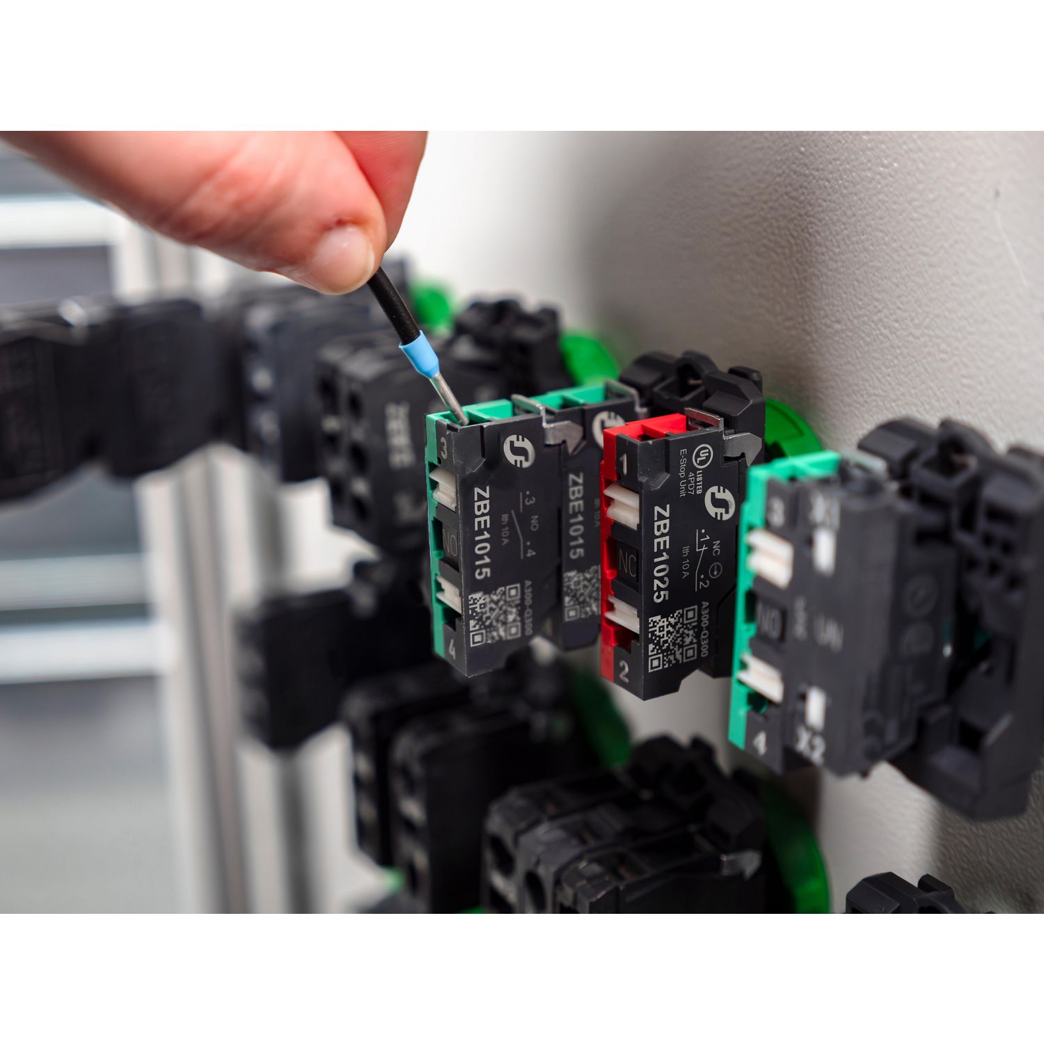 Picture of Adaptor, Harmony XB4, for electrical block, mounted on 1.6mm printed circuit board