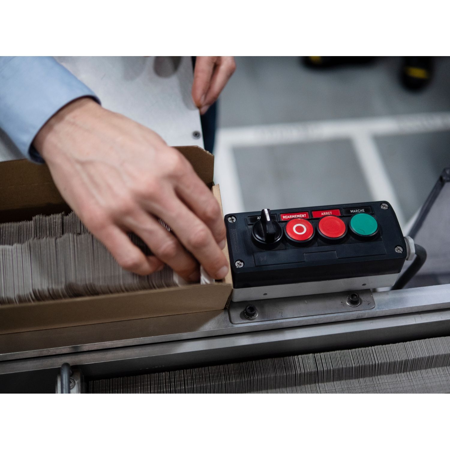 Picture of Complete potentiometer, Harmony XB5, plastic, 22mm, 1K