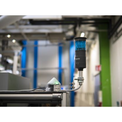 Picture of Wireless and batteryless range, Harmony XB5R, passive antenna to pass through a wall, cable 0.9m, connector SMA female