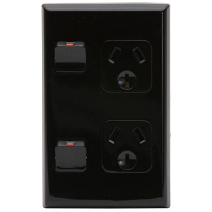 Picture of Socket Outlet 600 Series - Twin switched - Assembled - Vertical - 250 V - 10 A - Black
