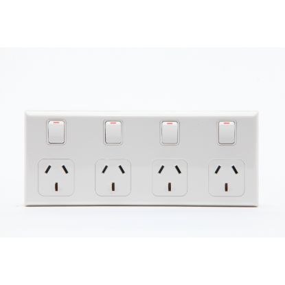 Picture of Socket Outlet 600 Series - Quad switched - Assembled - Horizontal - 240 V - 10 A - White