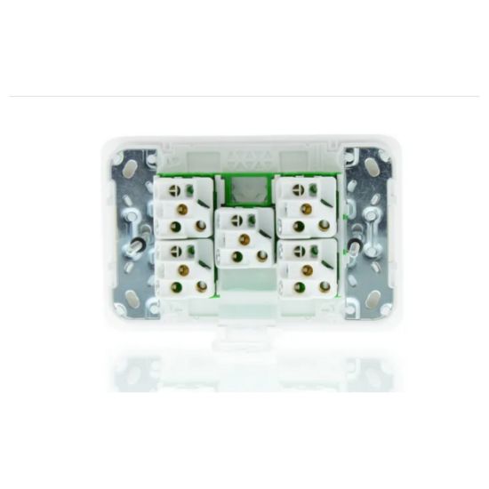 Picture of Flush Switch, Clipsal Iconic, Horizontal Mount, 5 Gang, 1-Way/2-Way, 230/240V 10AX