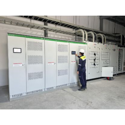 Picture of Voltage regulator DVR, 440 kVA, 208 V, up to 40 % sags reduction, working as primary