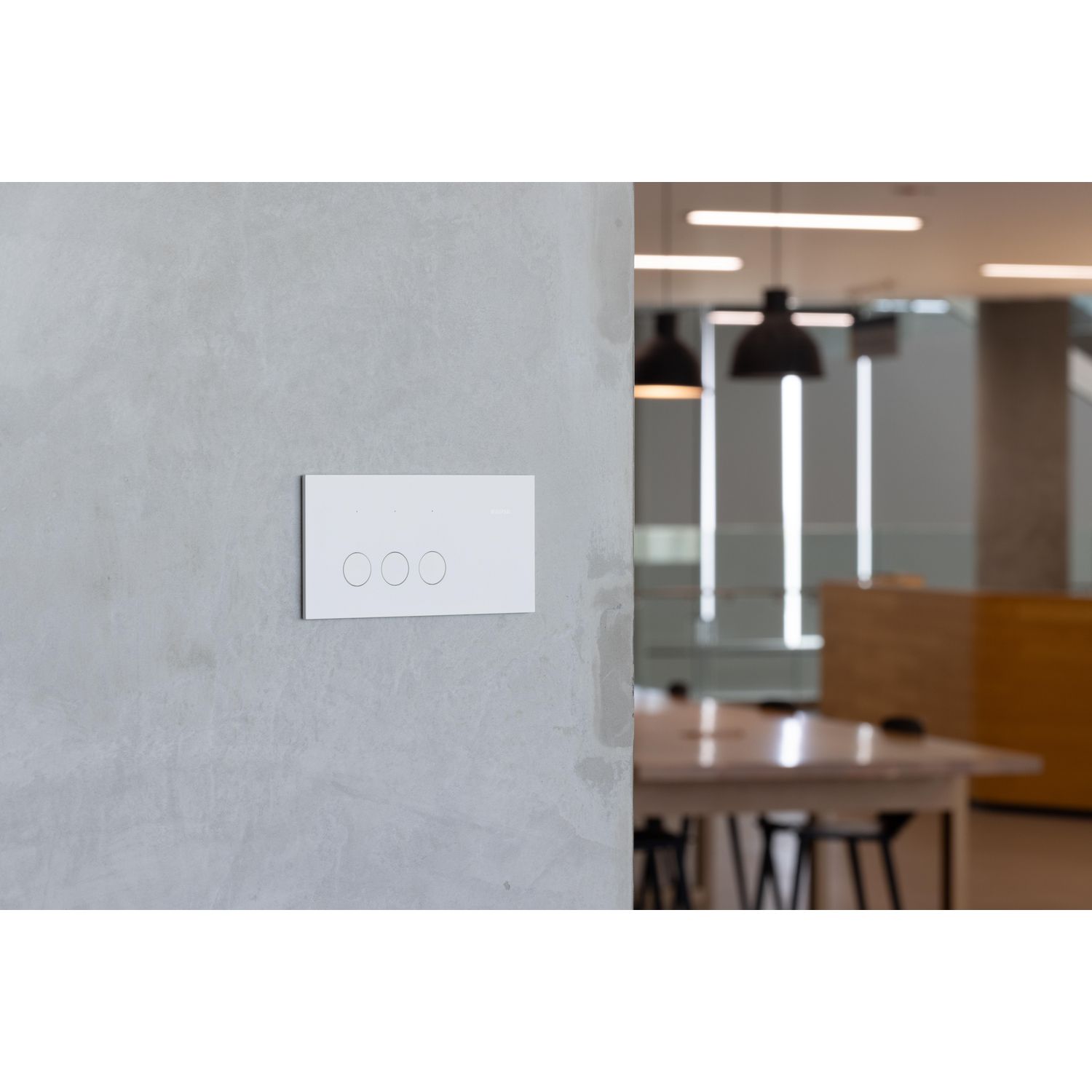 Picture of Grid Plate and Cover, Clipsal Solis, 2 Gang, Horizontal