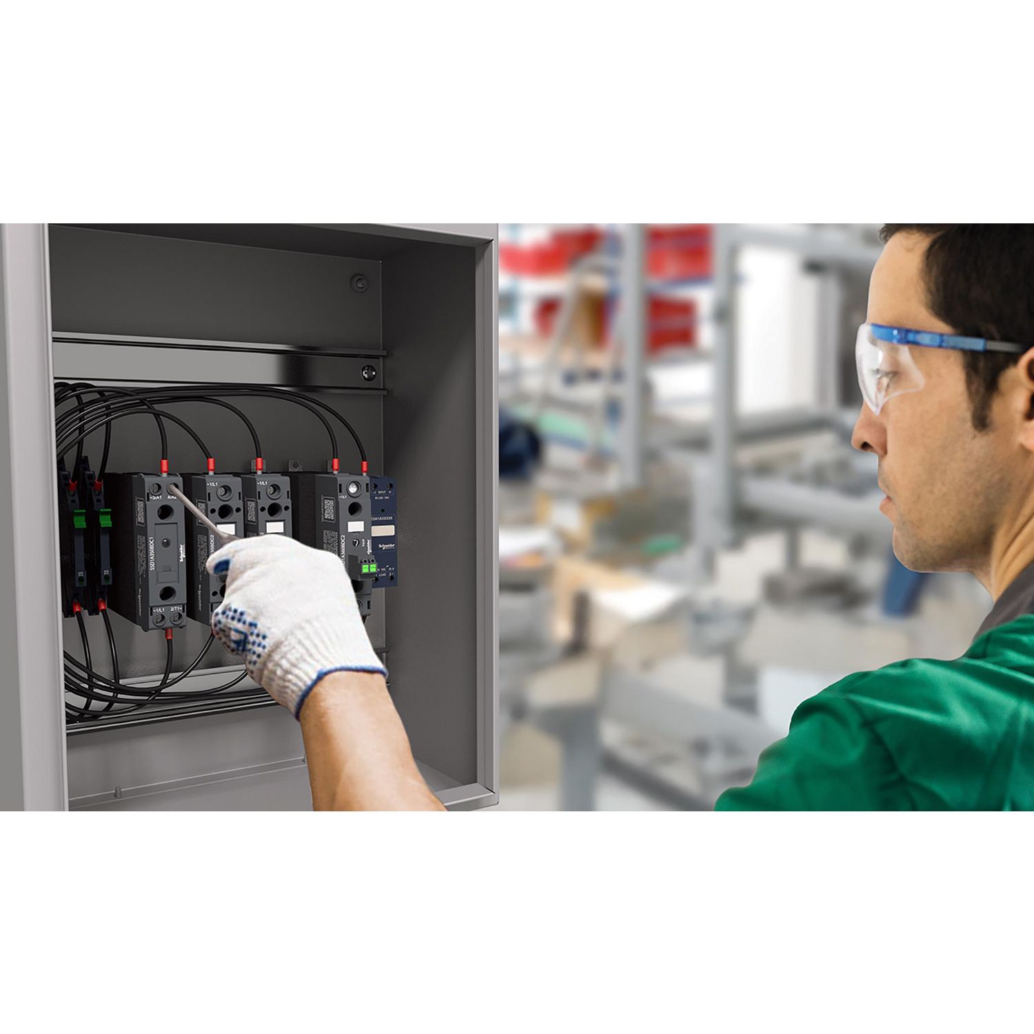 Picture of single phase relay, Harmony Solid State Relays, 50A, panel mount, zero voltage switching, thermal pad, input 90 to 280V AC, output 24 to 300V AC