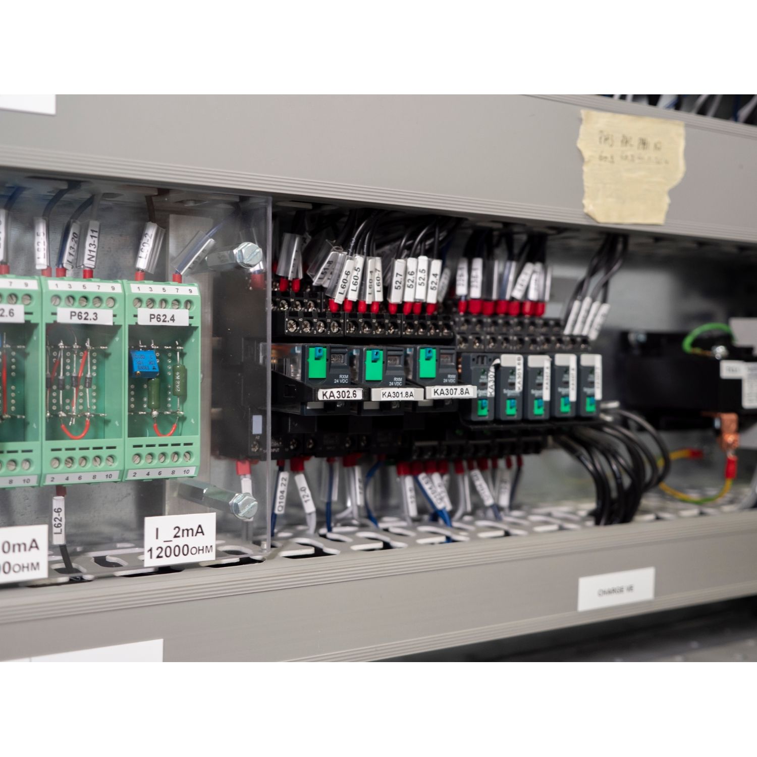 Picture of Protection module, Harmony Electromechanical Relays, with Varistor, for RPZ RXZ sockets, 24...60V AC DC