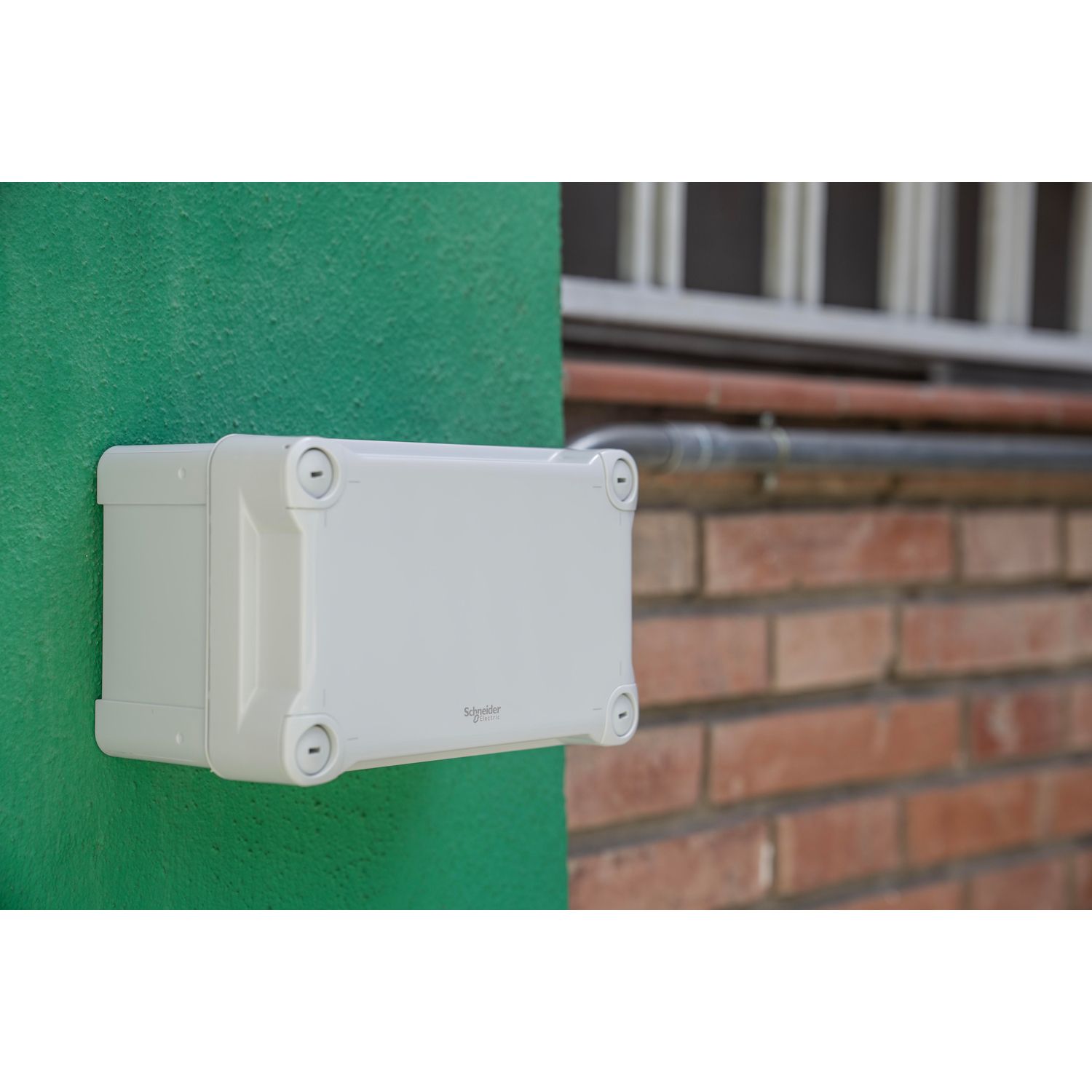 Picture of PC box, Thalassa, IP66 IK08 RAL7035 Int.H65W65D45 Ext.H74W74D56 opaque PC cover H10
