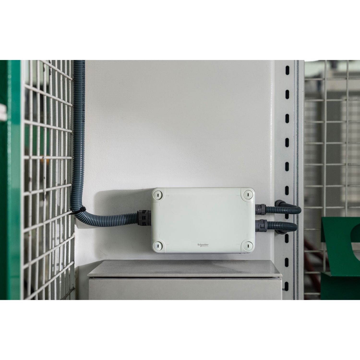 Picture of ABS box, Thalassa, IP66 IK07 RAL7035 Int.H175W105D80 Ext.H192W121D87 Opaque cover H20