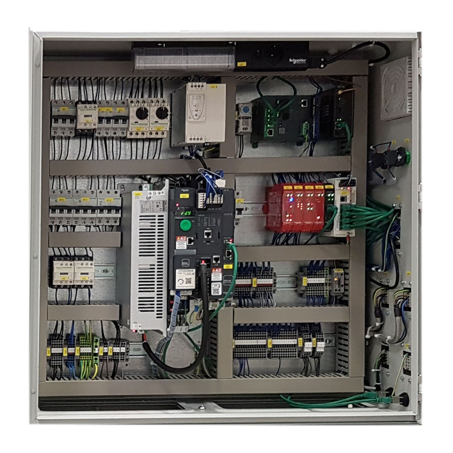 Picture of variable speed drive, Altivar Machine ATV340, 1.5kW, heavy duty, 400V, 3 phases