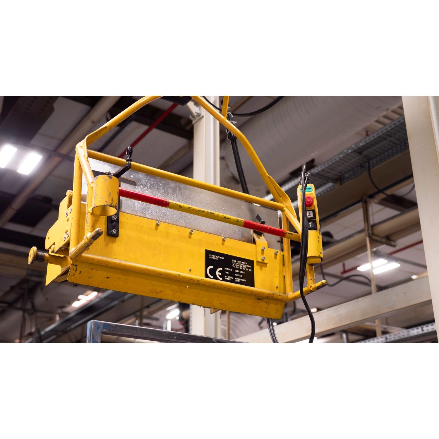 Picture of Pendant control station, Harmony XAC, plastic, yellow, 2 push buttons with 1NO, 1 emergency stop NC